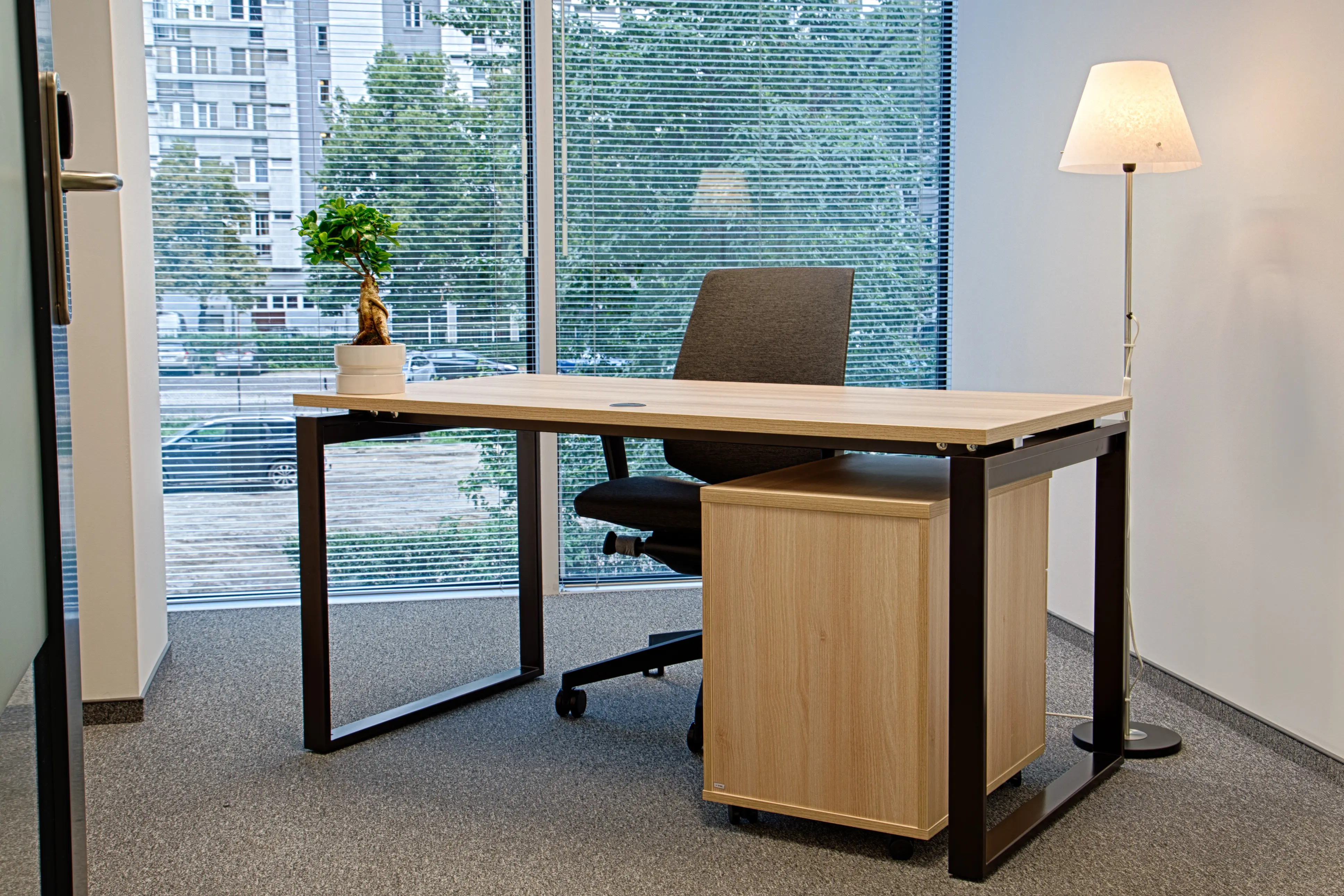 G43 Grzybowska, Grzybowska 43, Wola, Warszawa