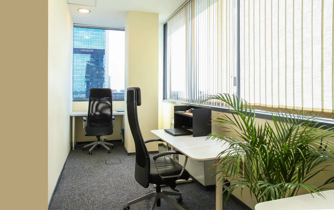 WOBC Central Tower Aleje Jerozolimskie, Jerozolimskie 81