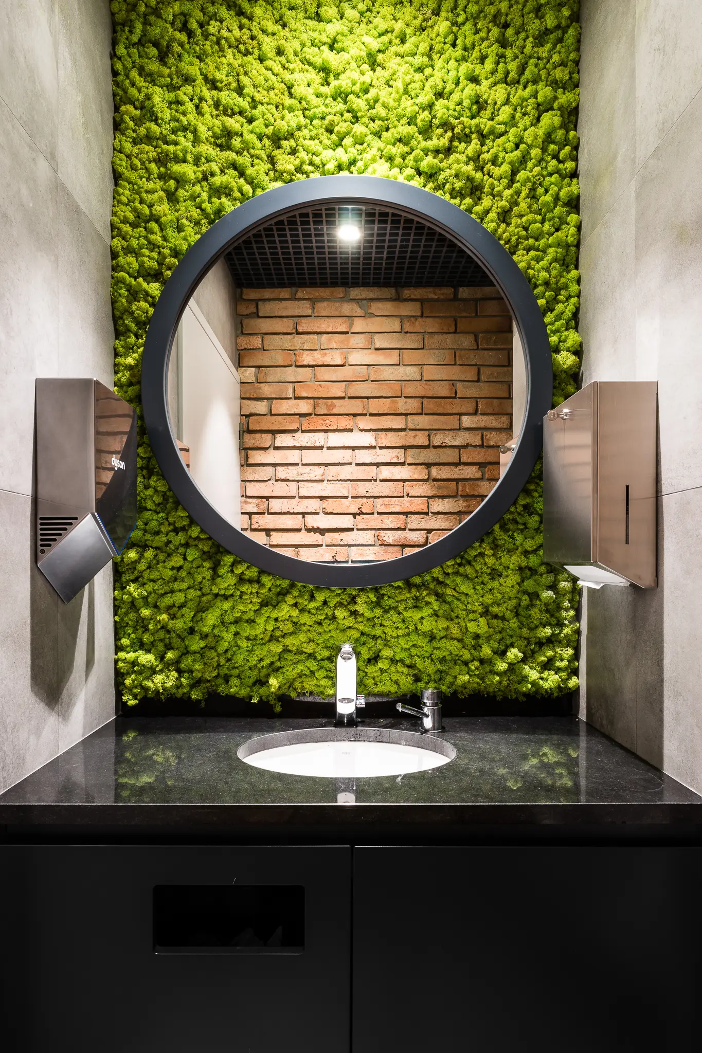 Brain Embassy Adgar Park West Aleje Jerozolimskie, Al. Jerozolimskie 181B, Ochota, Warszawa