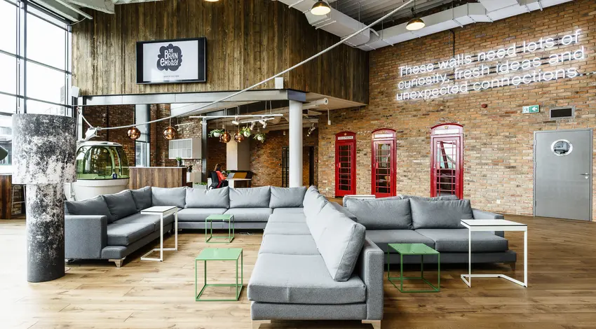 Brain Embassy Adgar Park West Aleje Jerozolimskie, Al. Jerozolimskie 181B, Ochota, Warszawa