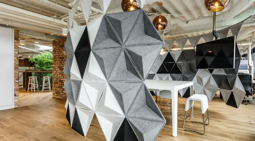 Brain Embassy Adgar Park West Aleje Jerozolimskie, Al. Jerozolimskie 181B, Ochota, Warszawa