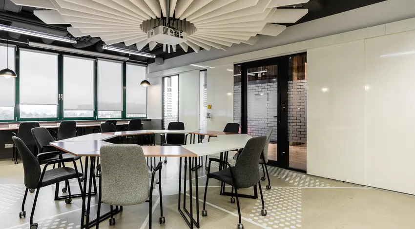 Brain Embassy Adgar Park West Aleje Jerozolimskie, Al. Jerozolimskie 181B, Ochota, Warszawa