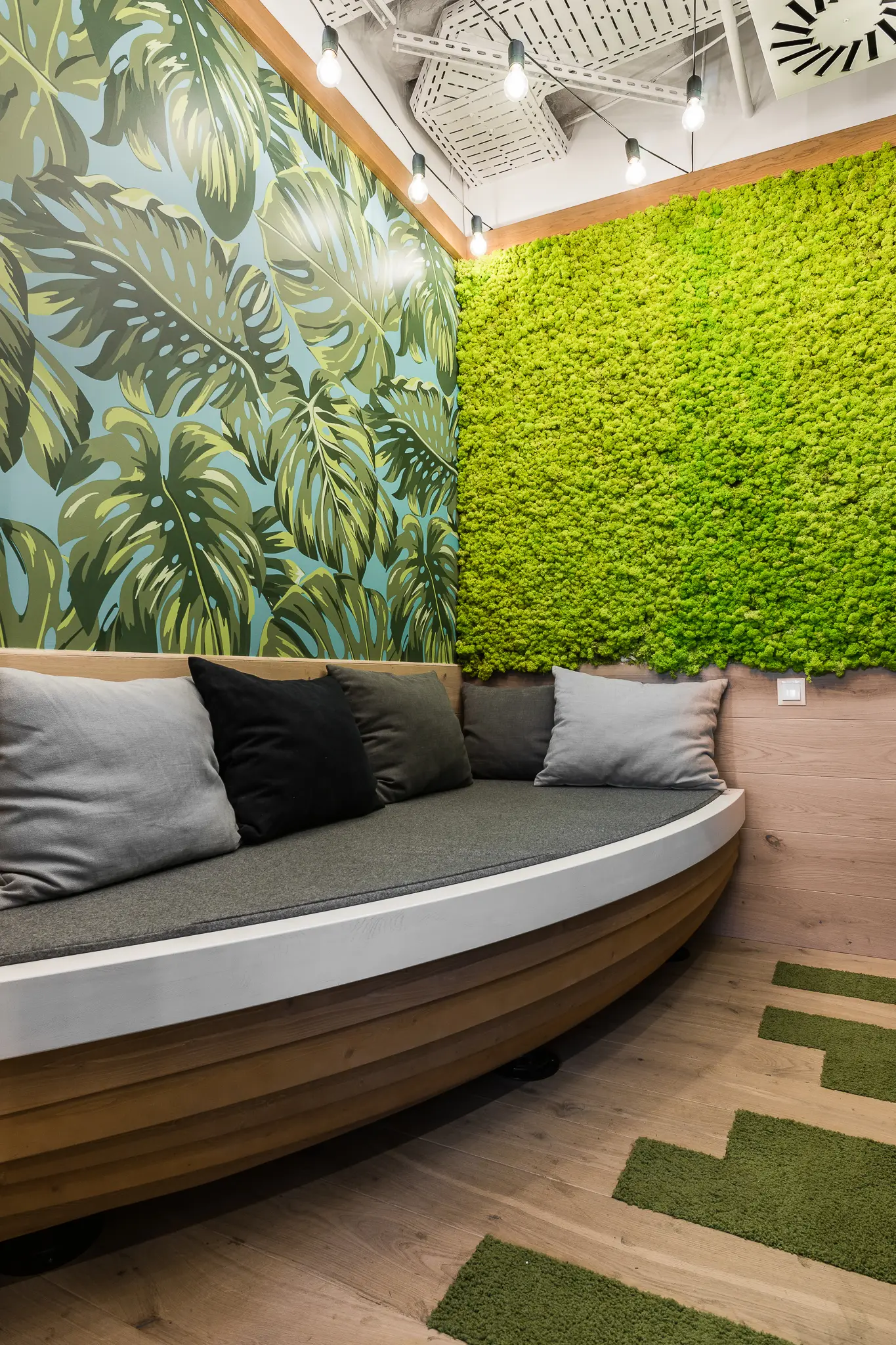 Brain Embassy Adgar Park West Aleje Jerozolimskie, Al. Jerozolimskie 181B, Ochota, Warszawa