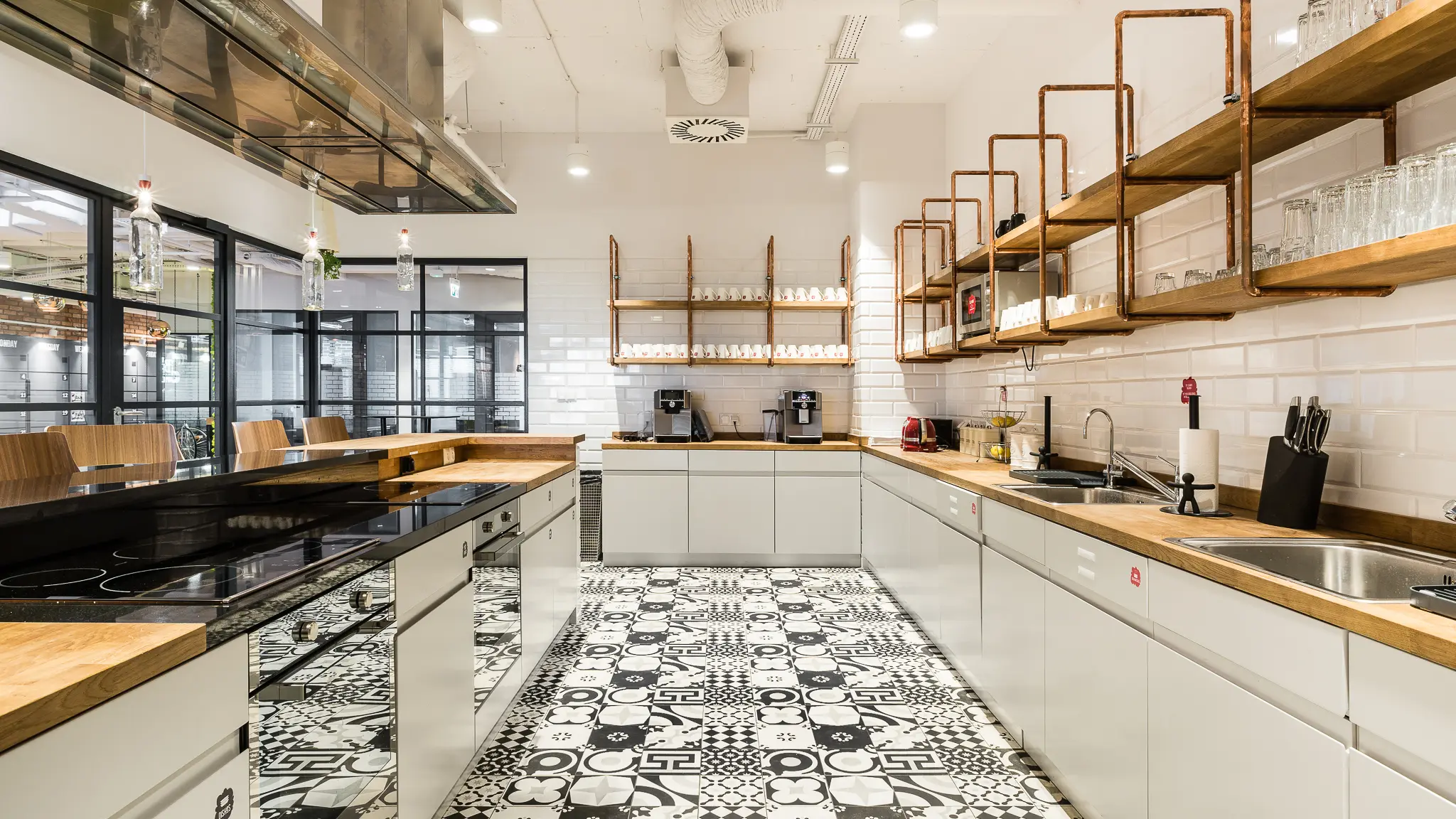 Brain Embassy Adgar Park West Aleje Jerozolimskie, Al. Jerozolimskie 181B, Ochota, Warszawa