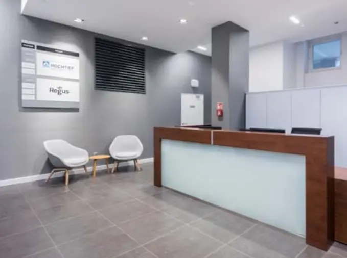 Al. Niepodległości 6, Niepodległości 6