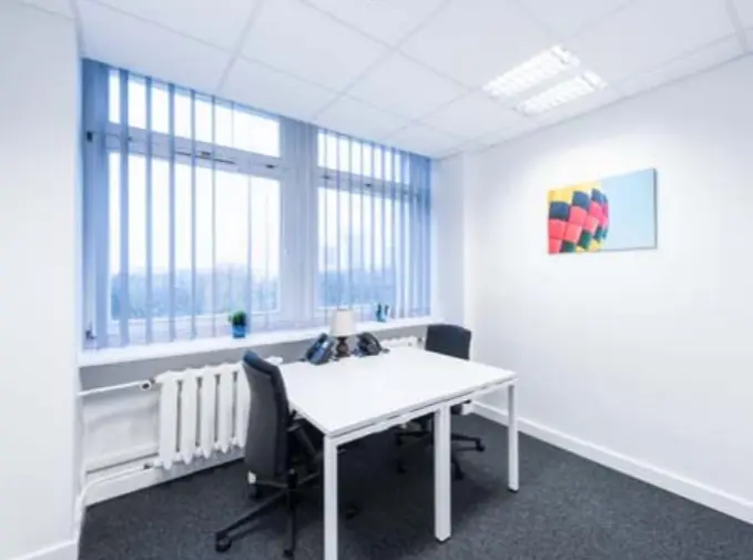 Al. Niepodległości 6, Niepodległości 6