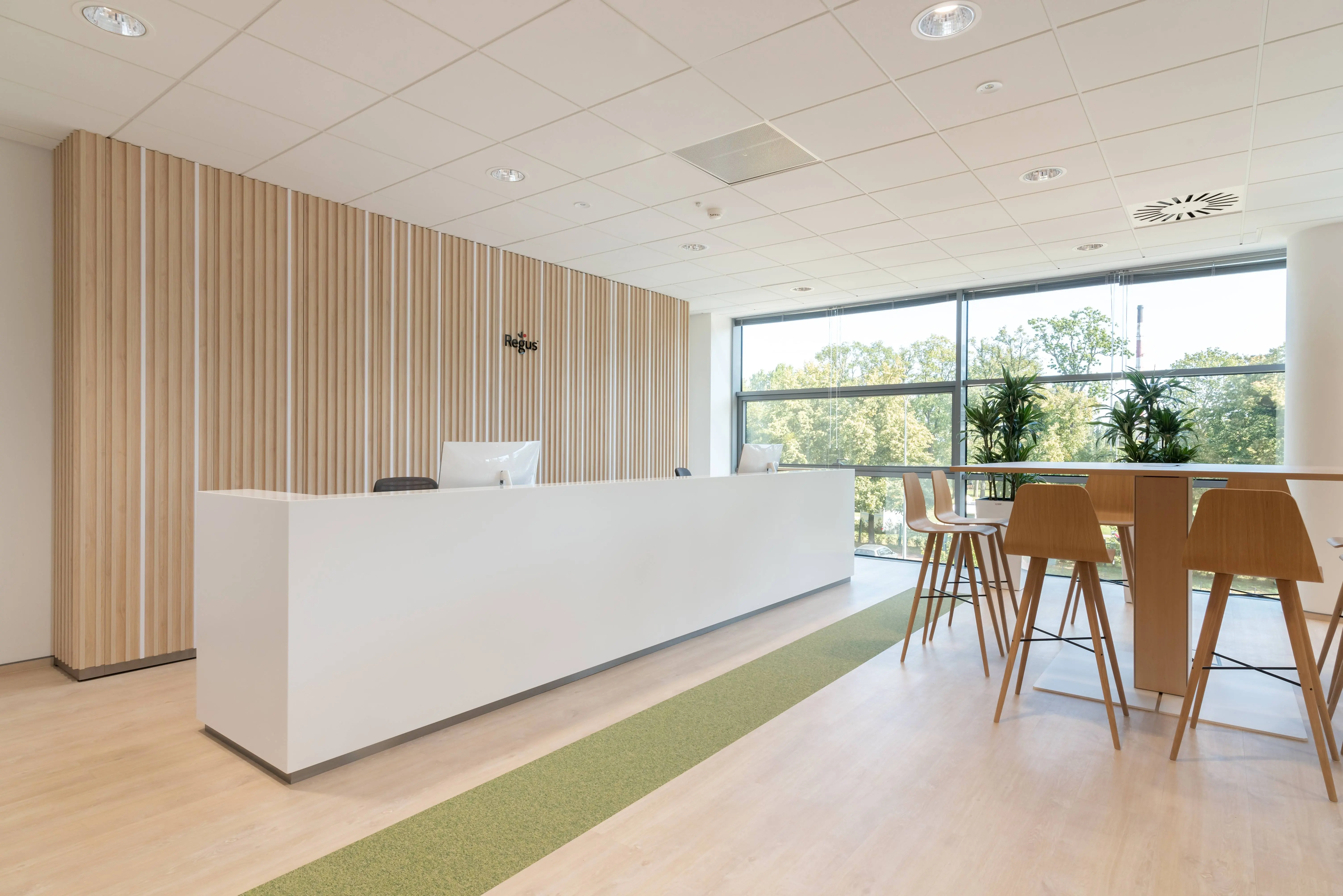 Opera Office, Zwycięstwa 13 A