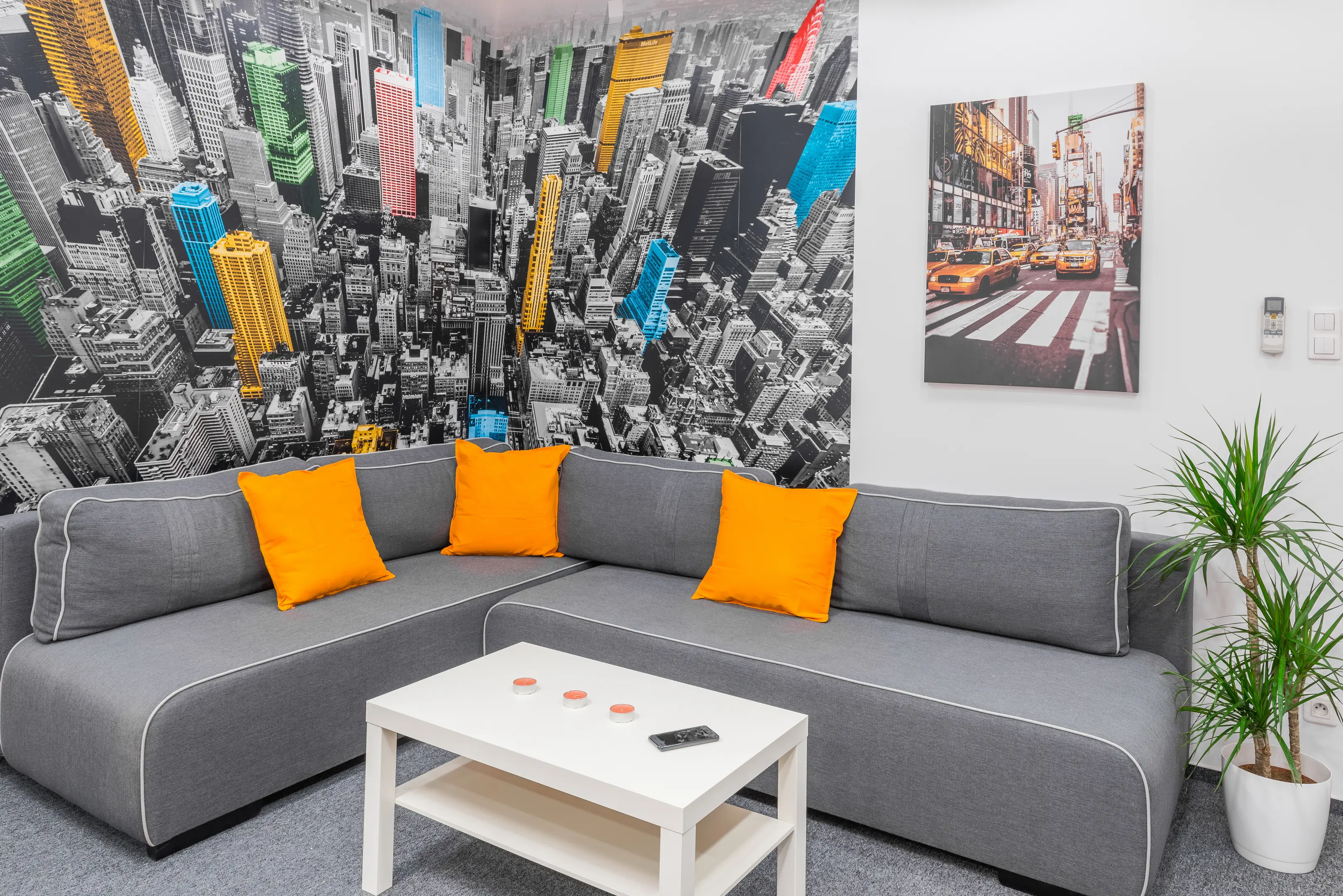 iDid Babka Tower Jana Pawła II, Jana Pawła II 80