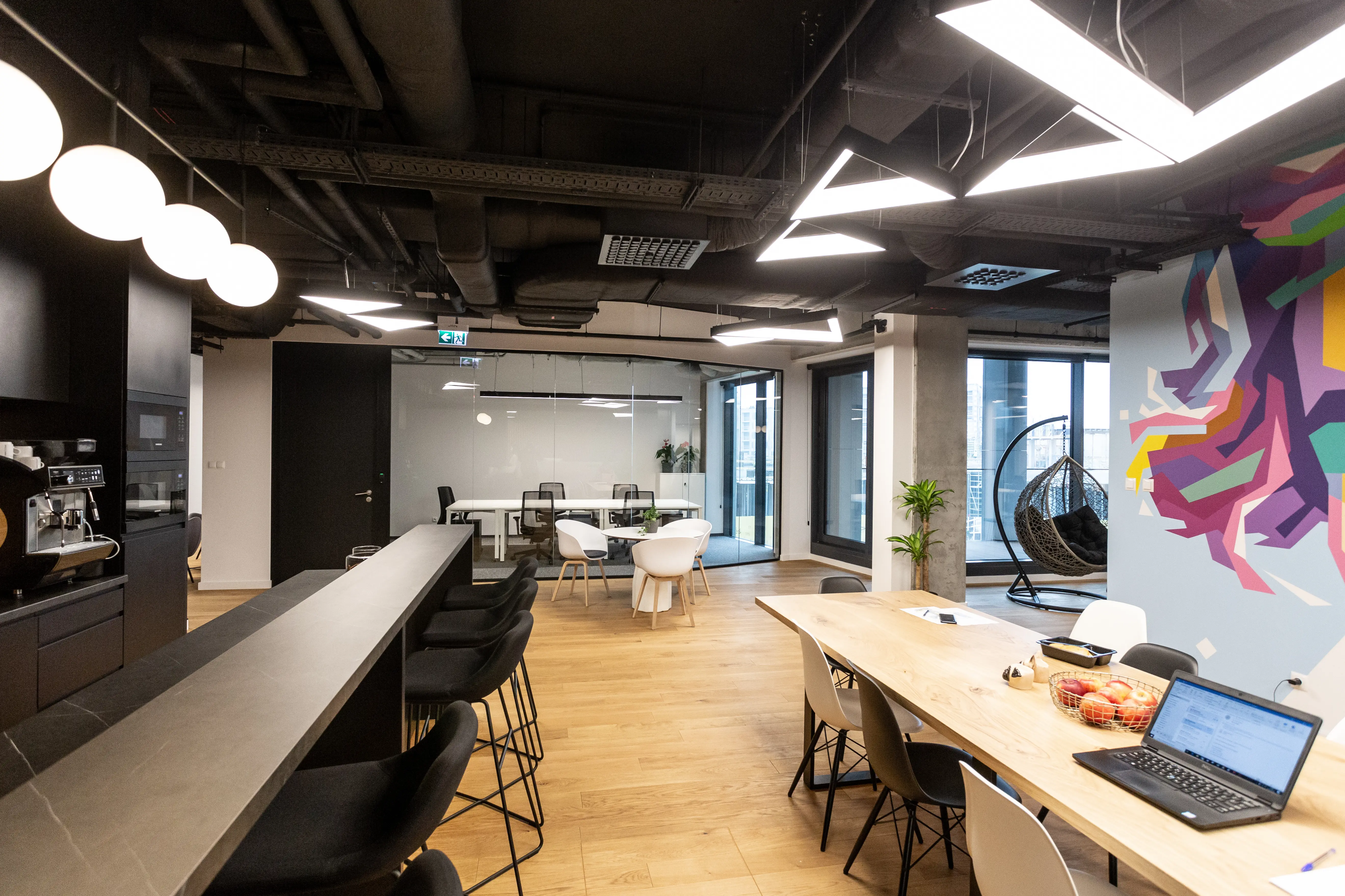 Beethovena, Dziekońskiego 1