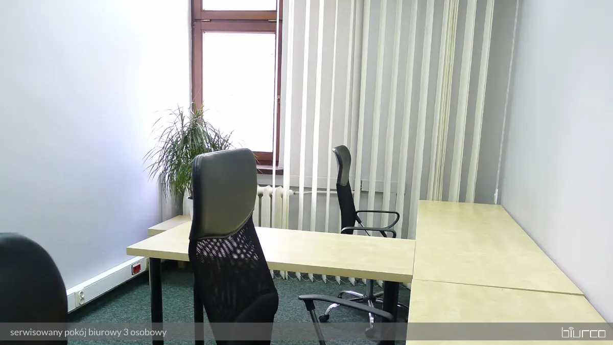 Twarda 44, Twarda 44