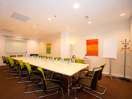 Regus North Gate Bonifraterska, Bonifraterska 17