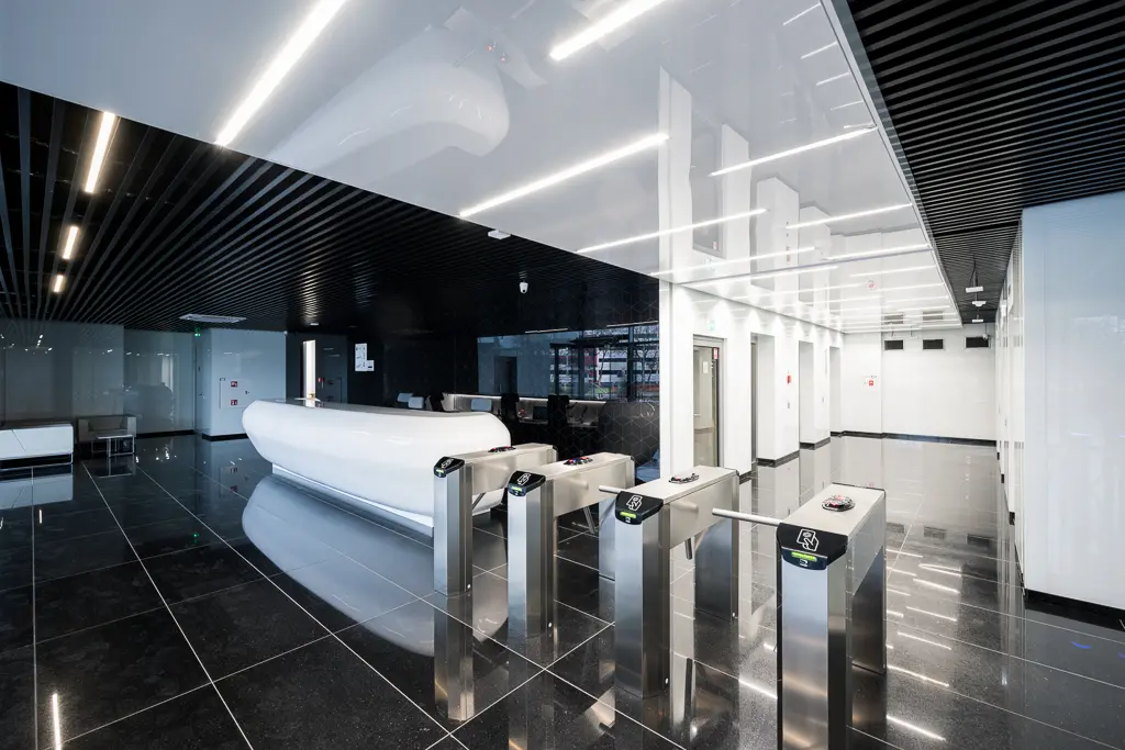 Carbon Tower, Fabryczna 6