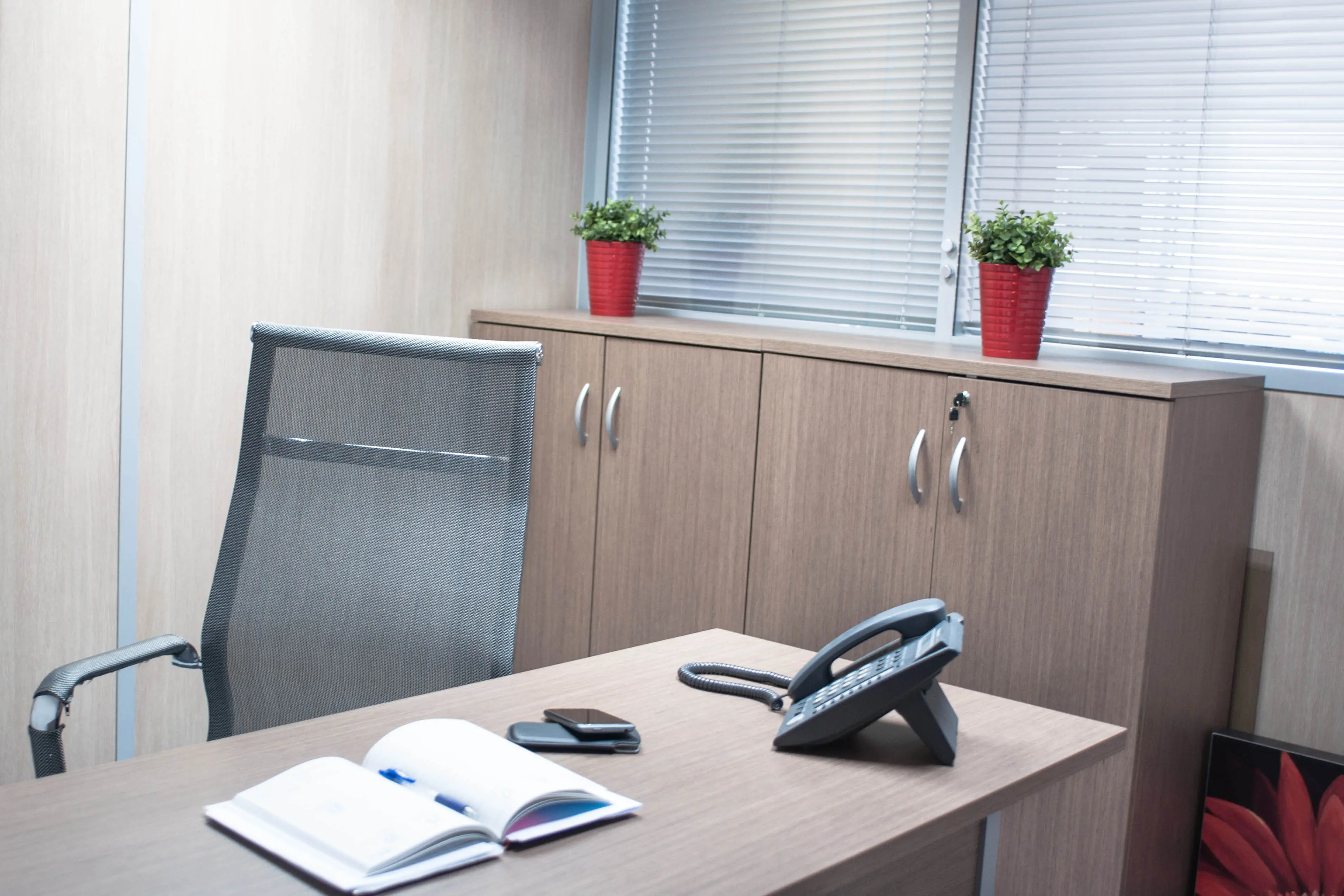 Nobel CH8 Chałubińskiego, Chałubińskiego 8