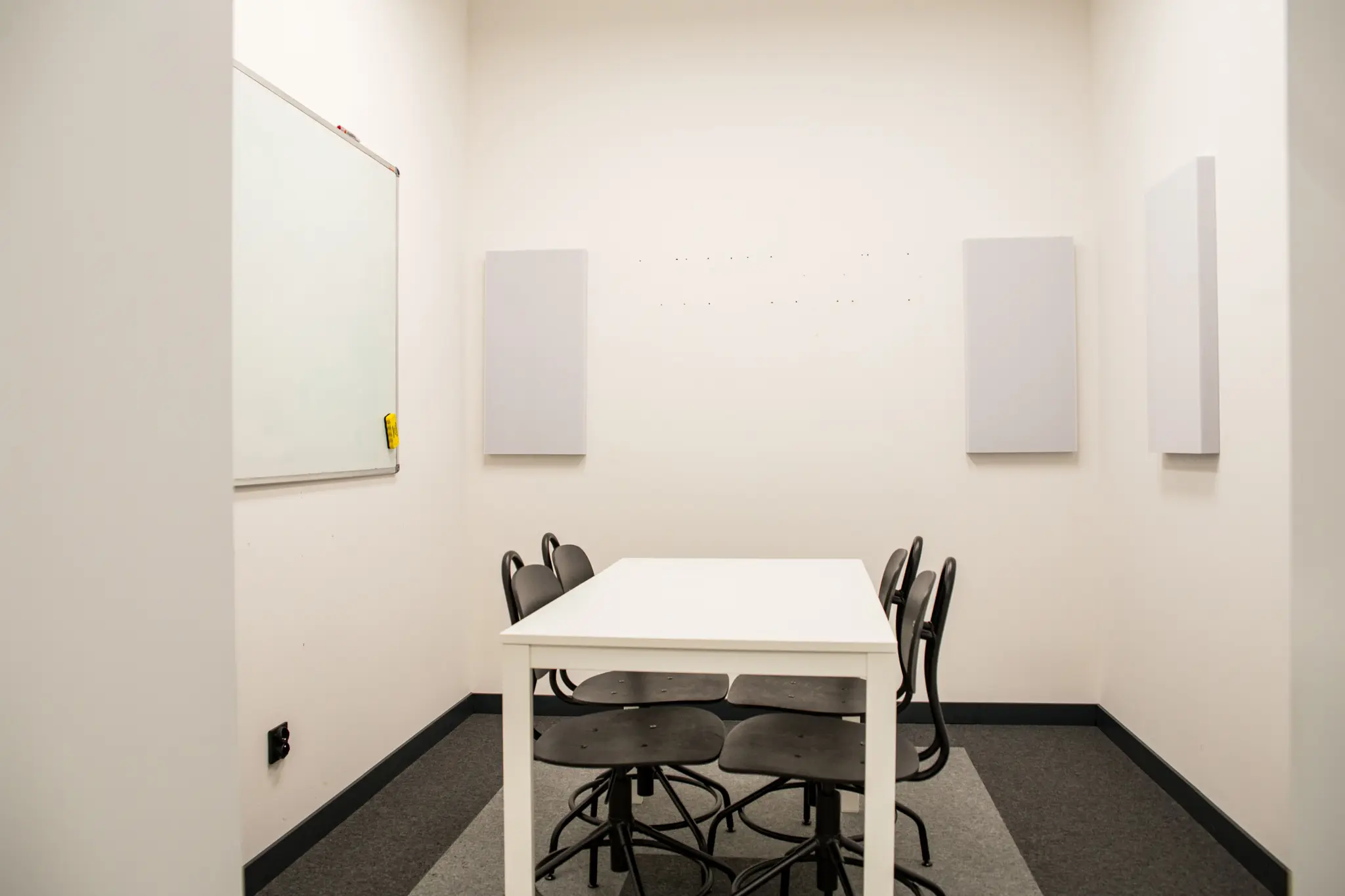 Cluster Józefitów, Józefitów 8