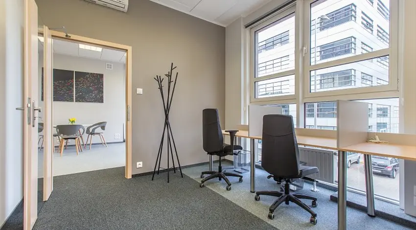 CB 7 Cybernetyki, Cybernetyki 7B, Mokotów, Warszawa