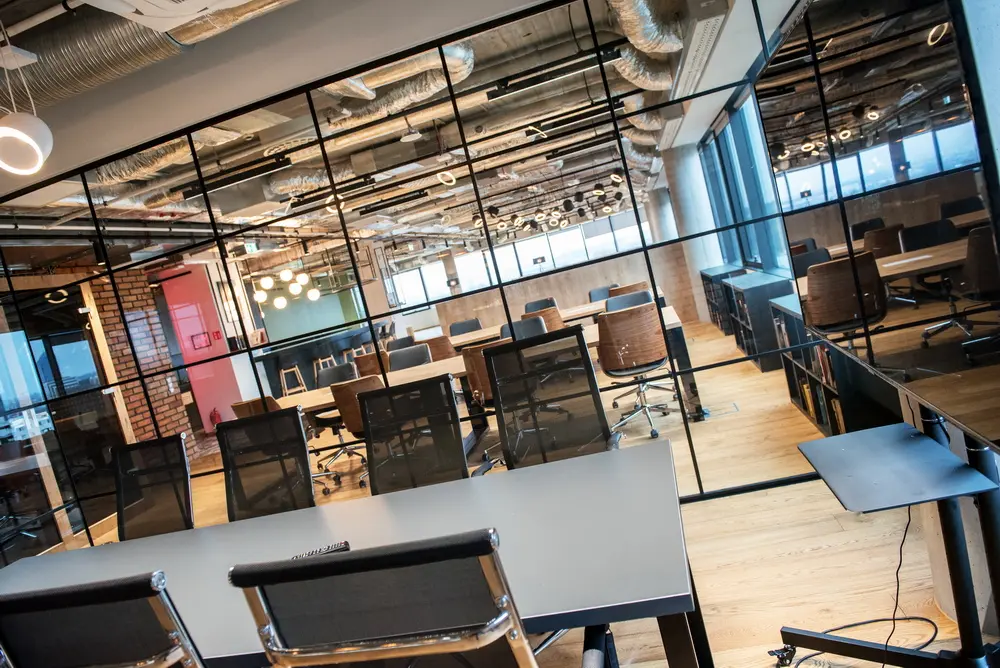 Fabryczna Office Park, Aleja Pokoju 18