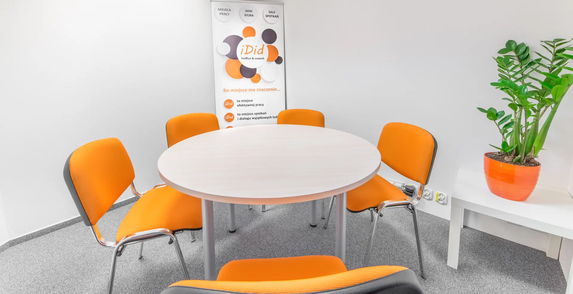 iDid Galeria Metro Aleja KEN, Komisji Edukacji Narodowej 93, Ursynów, Warszawa