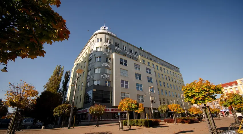 Gdyńskie Centrum Biznesu, Plac Kaszubski 8, Gdynia