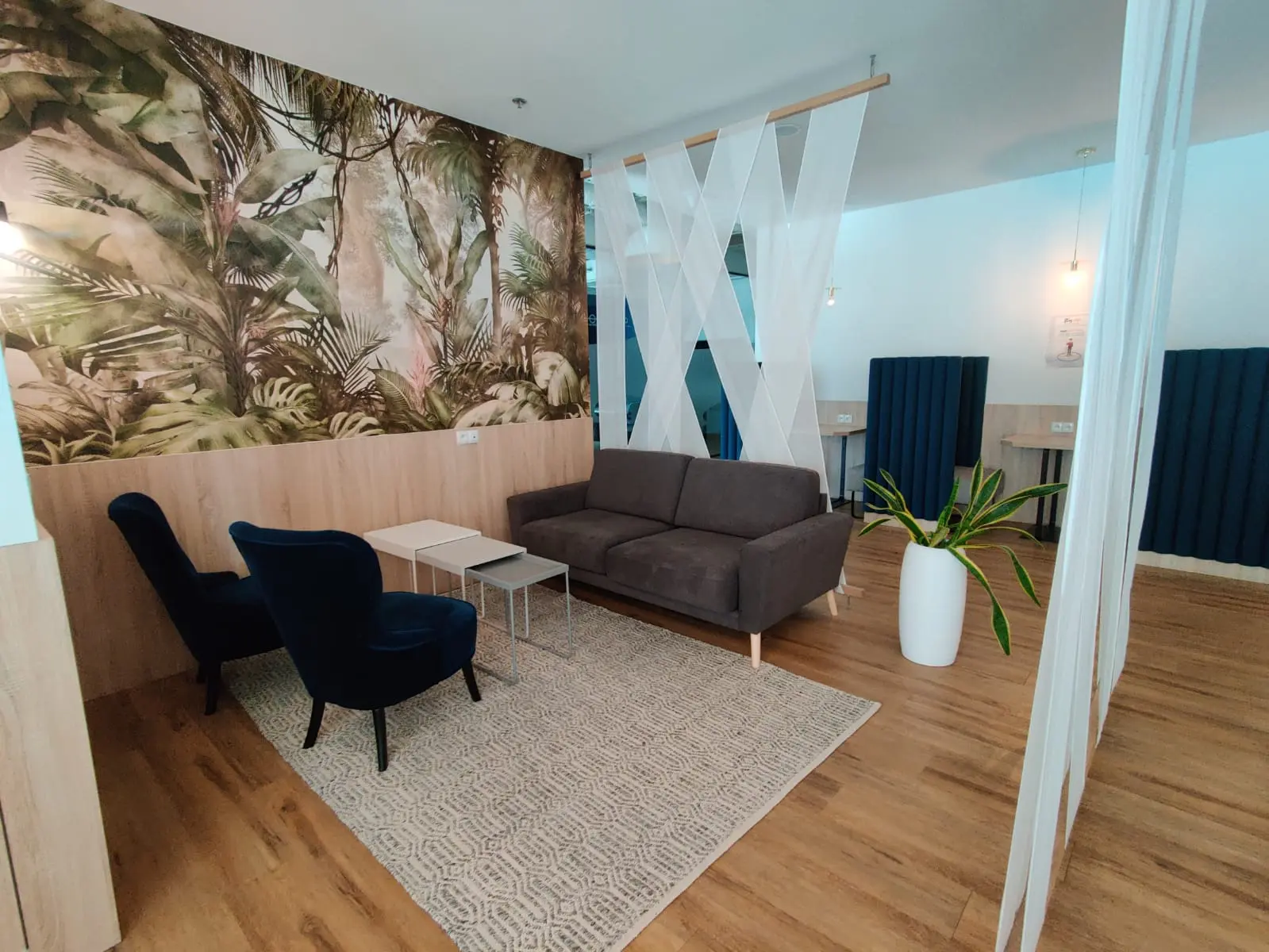 Olivia Star, Grunwaldzka 472C