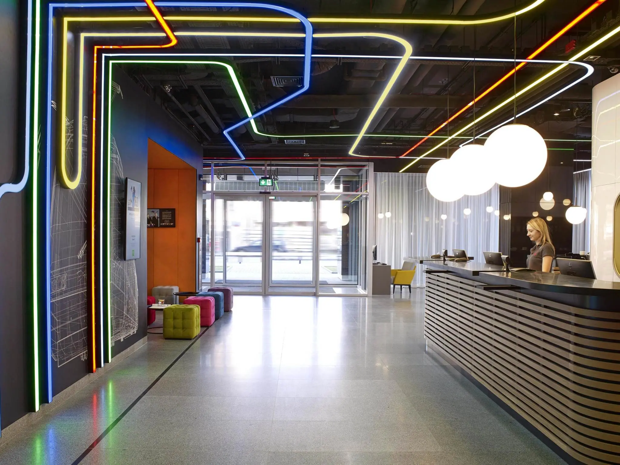 G43 Grzybowska, Grzybowska 43, Wola, Warszawa