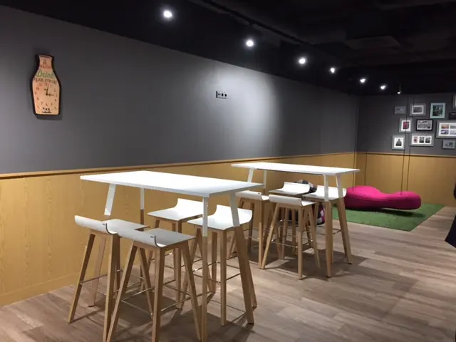 G43 Grzybowska, Grzybowska 43, Wola, Warszawa