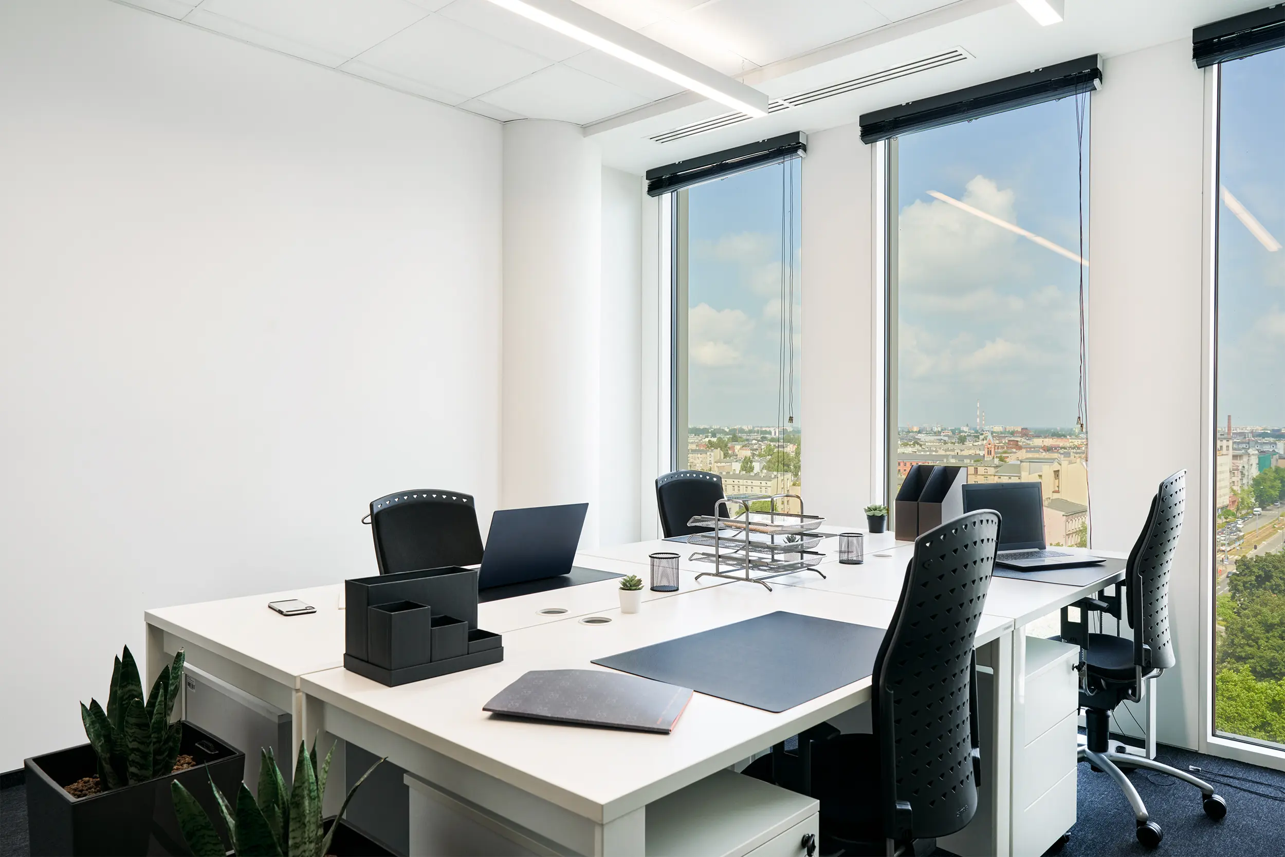 Hi Piotrkowska, Piotrkowska 155