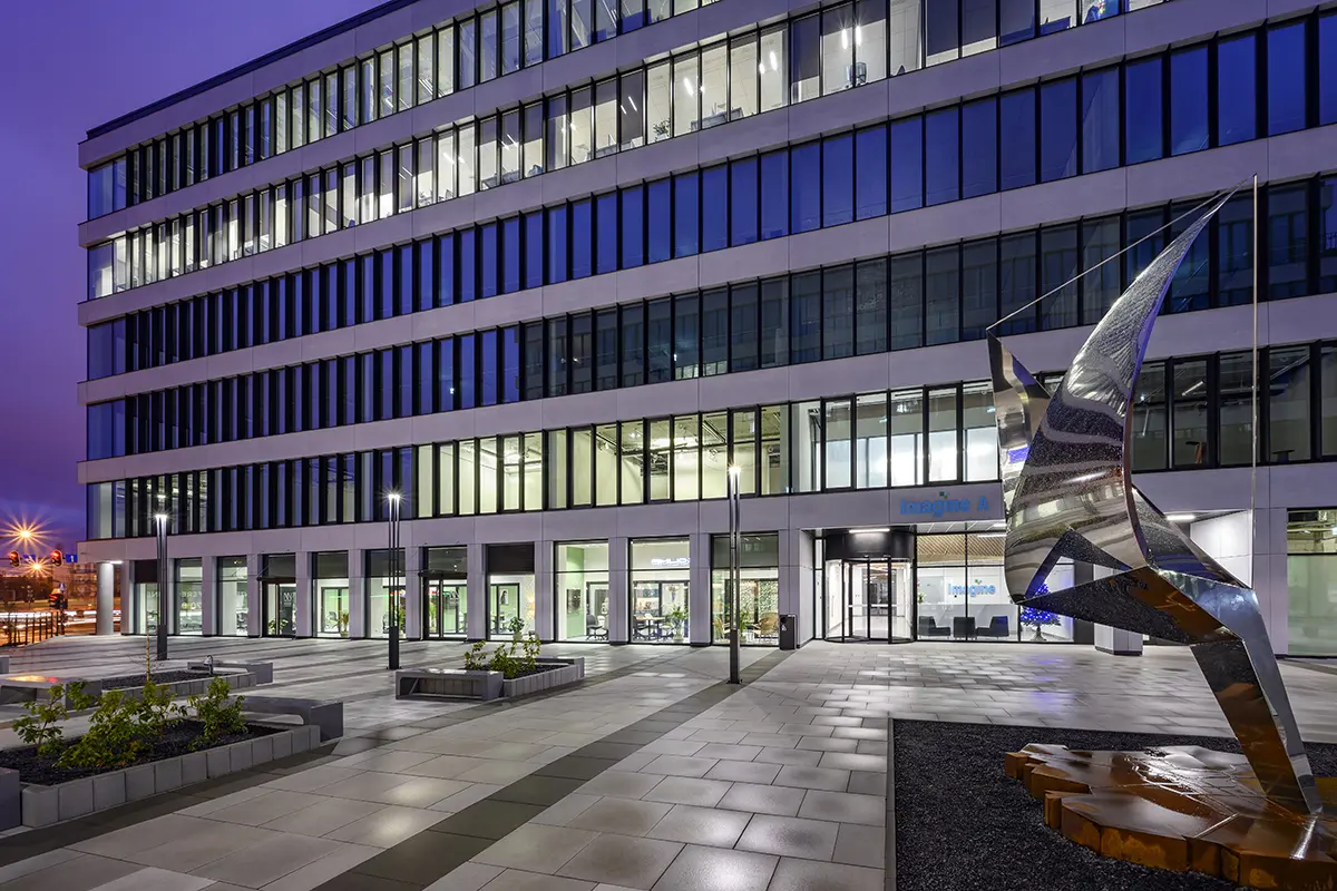 Imagine, Marszałka Piłsudskiego 85/87 85/87