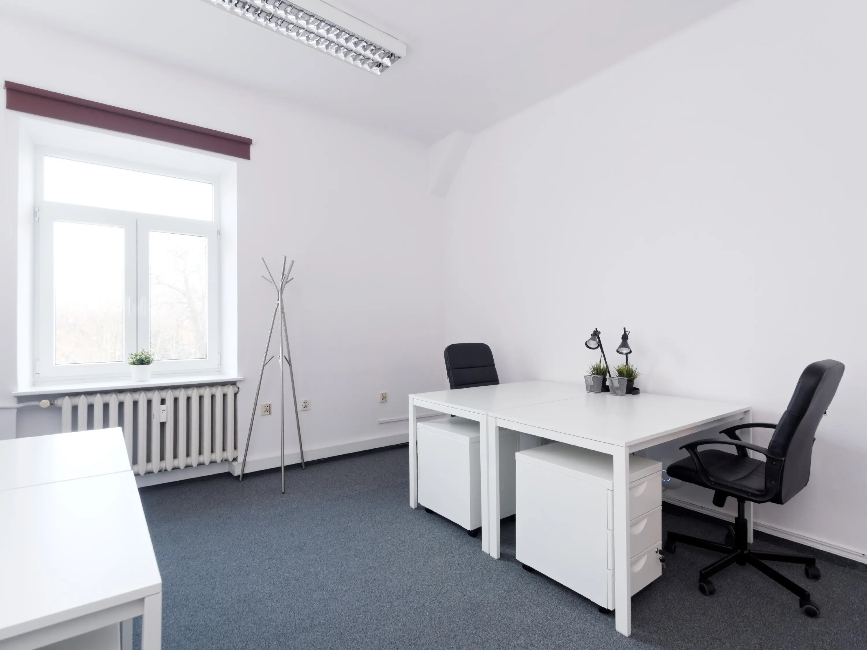 Centrum Żoliborz, Inwalidów 10