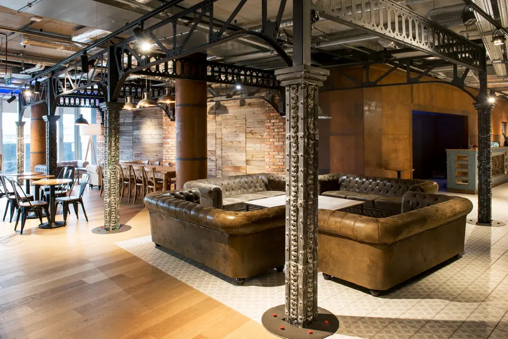 Diamante Plaza, Jana Dekerta 24