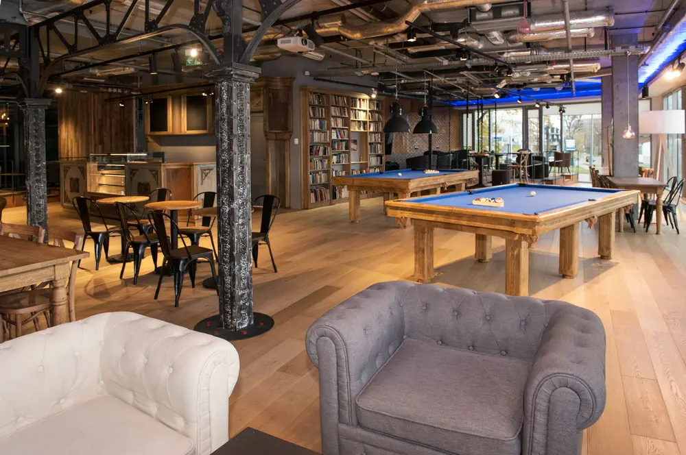 Diamante Plaza, Jana Dekerta 24