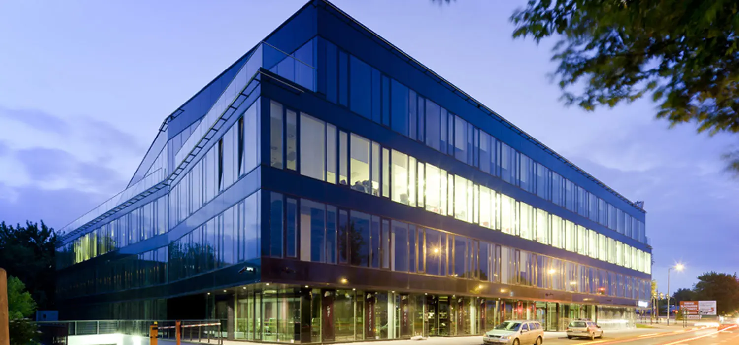 Diamante Plaza, Jana Dekerta 24