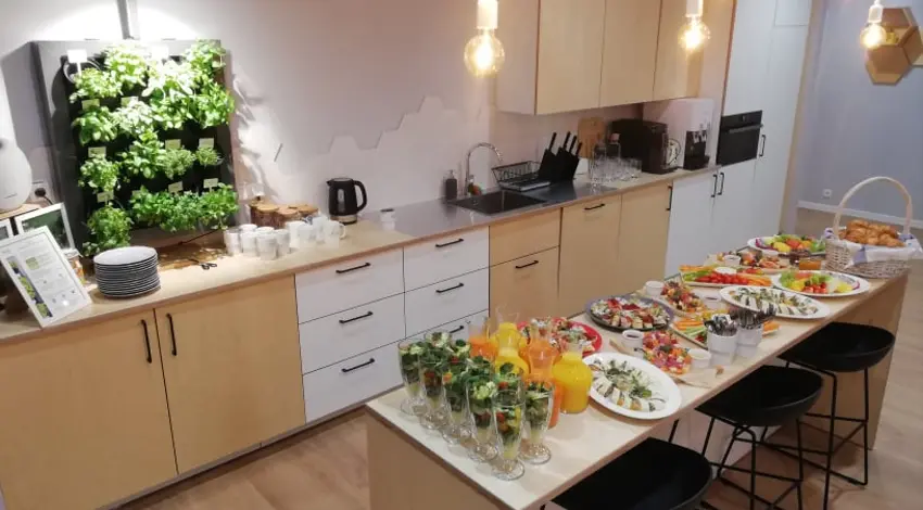 Bee Creative Royal Wilanów Klimczaka, Klimczaka 1, Wilanów, Warszawa