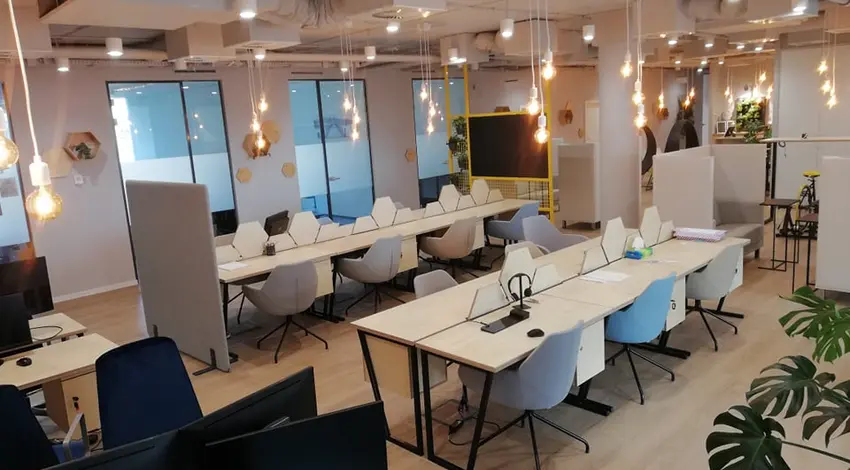 Bee Creative Royal Wilanów Klimczaka, Klimczaka 1, Wilanów, Warszawa