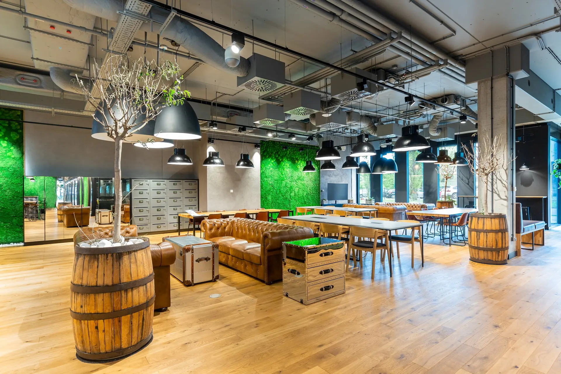 Maraton, Królowej Jadwigi 43, Stare Miasto, Poznań