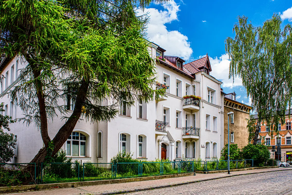 Małachowskiego 8, Małachowskiego 8/2