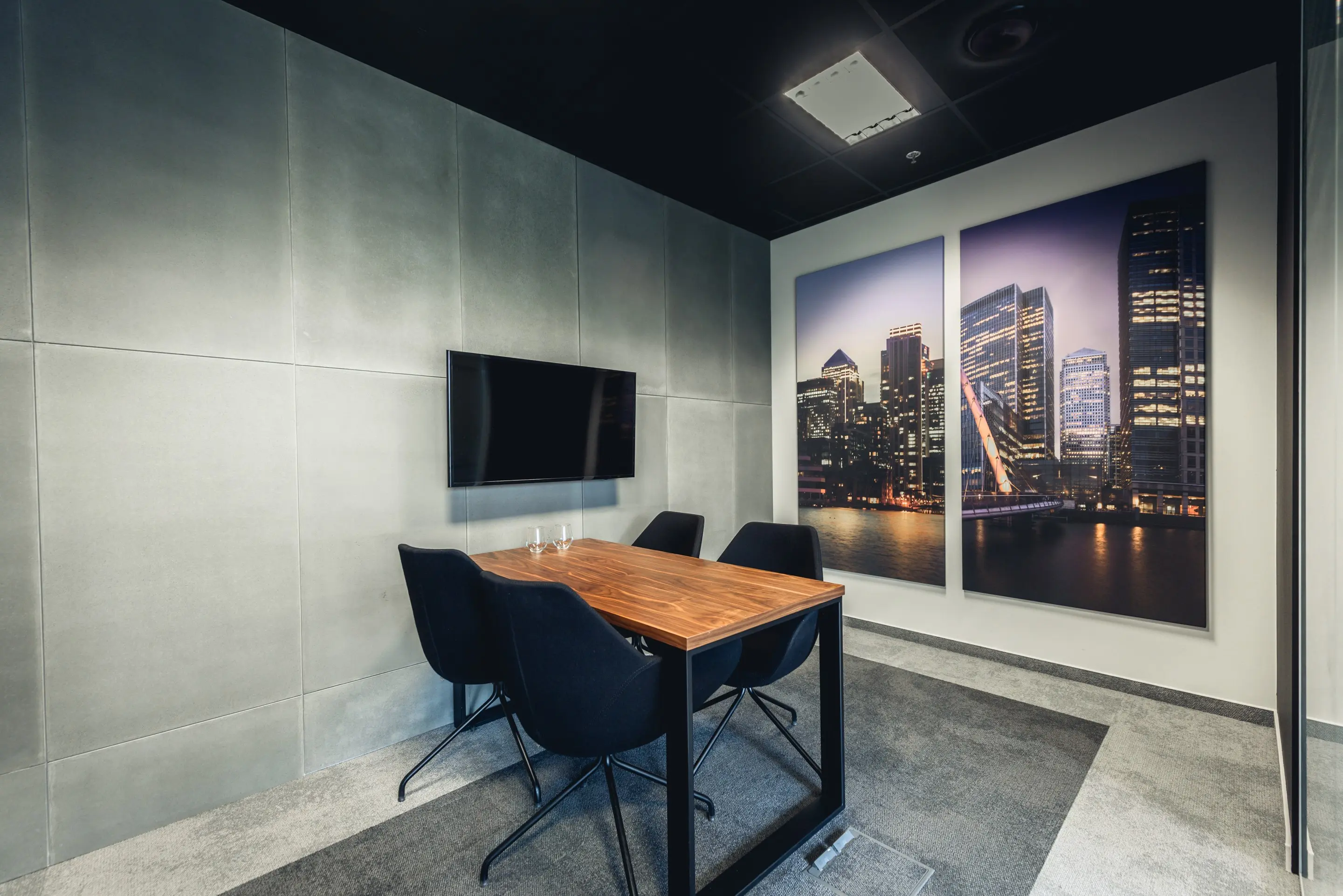 Hotel Poloneza, Poloneza 87