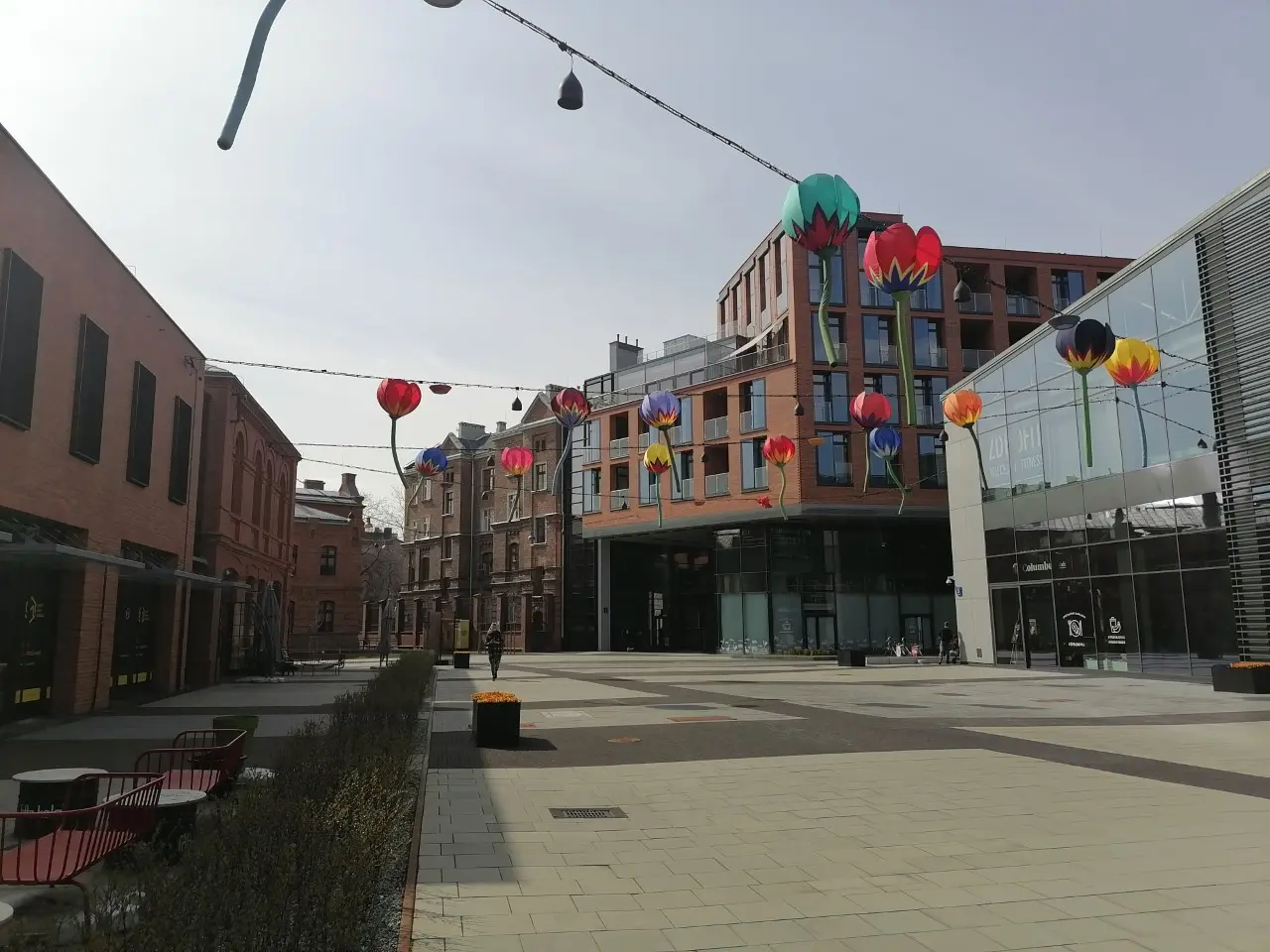 Monopol M, Plac Konesera 12, Praga, Warszawa