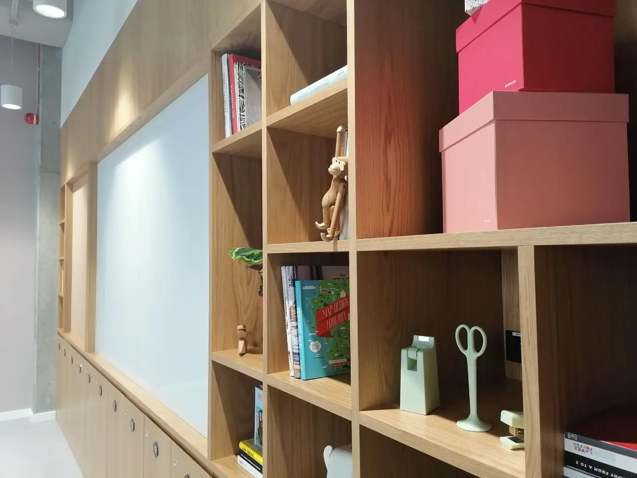 Monopol M, Plac Konesera 12, Praga, Warszawa