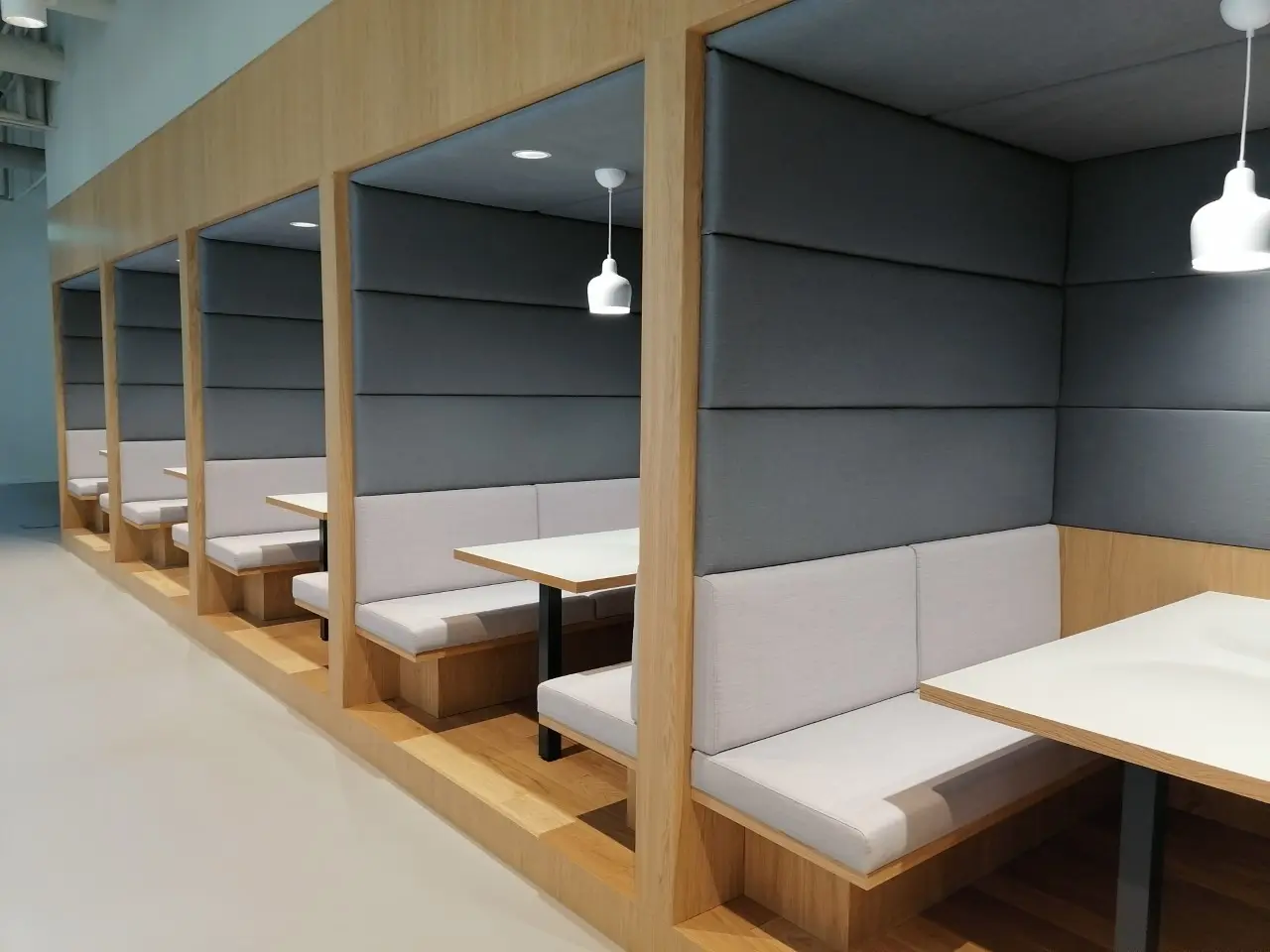 Monopol M, Plac Konesera 12, Praga, Warszawa