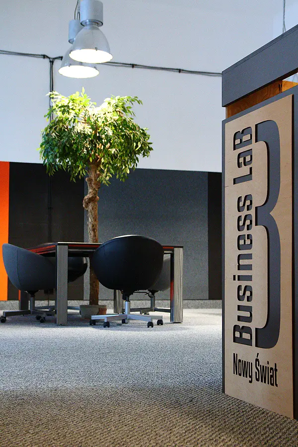 Nowy Świat 41 A, Nowy Świat 41 A