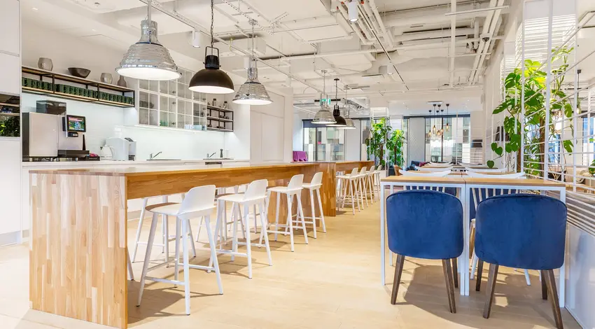 High5ive, Pawia 9, Śródmieście, Kraków