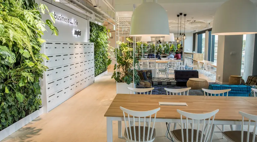 High5ive, Pawia 9, Śródmieście, Kraków