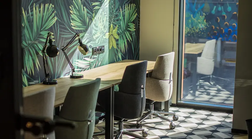 High5ive, Pawia 9, Śródmieście, Kraków