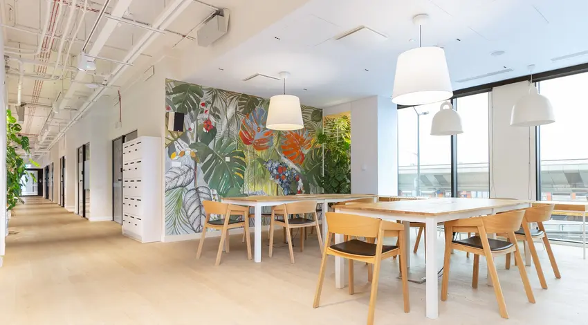 High5ive, Pawia 9, Śródmieście, Kraków