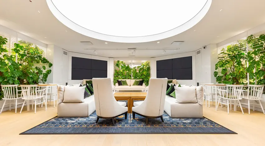 High5ive, Pawia 9, Śródmieście, Kraków