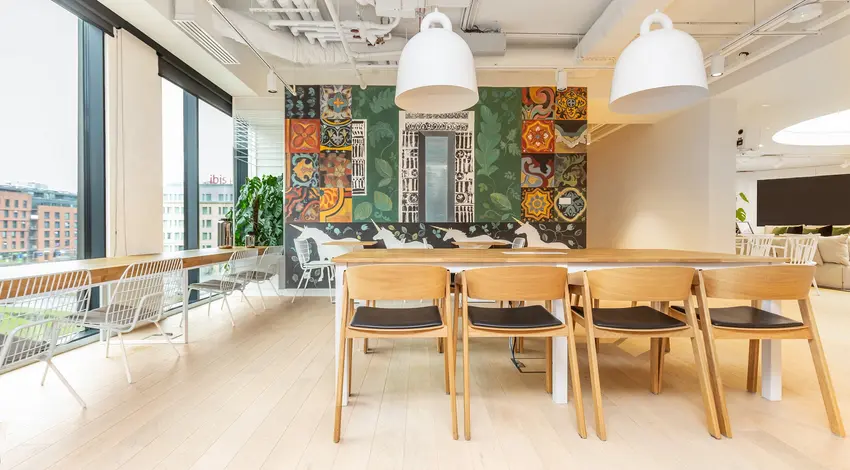 High5ive, Pawia 9, Śródmieście, Kraków