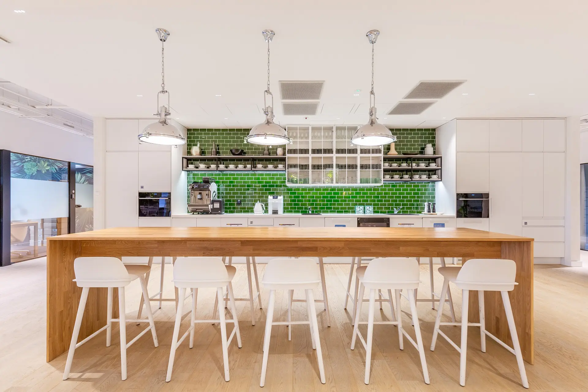 High5ive, Pawia 9, Śródmieście, Kraków