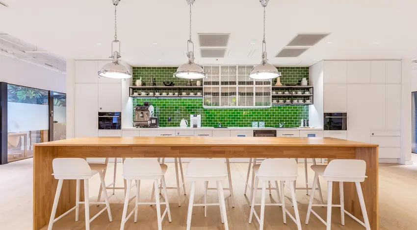 High5ive, Pawia 9, Śródmieście, Kraków