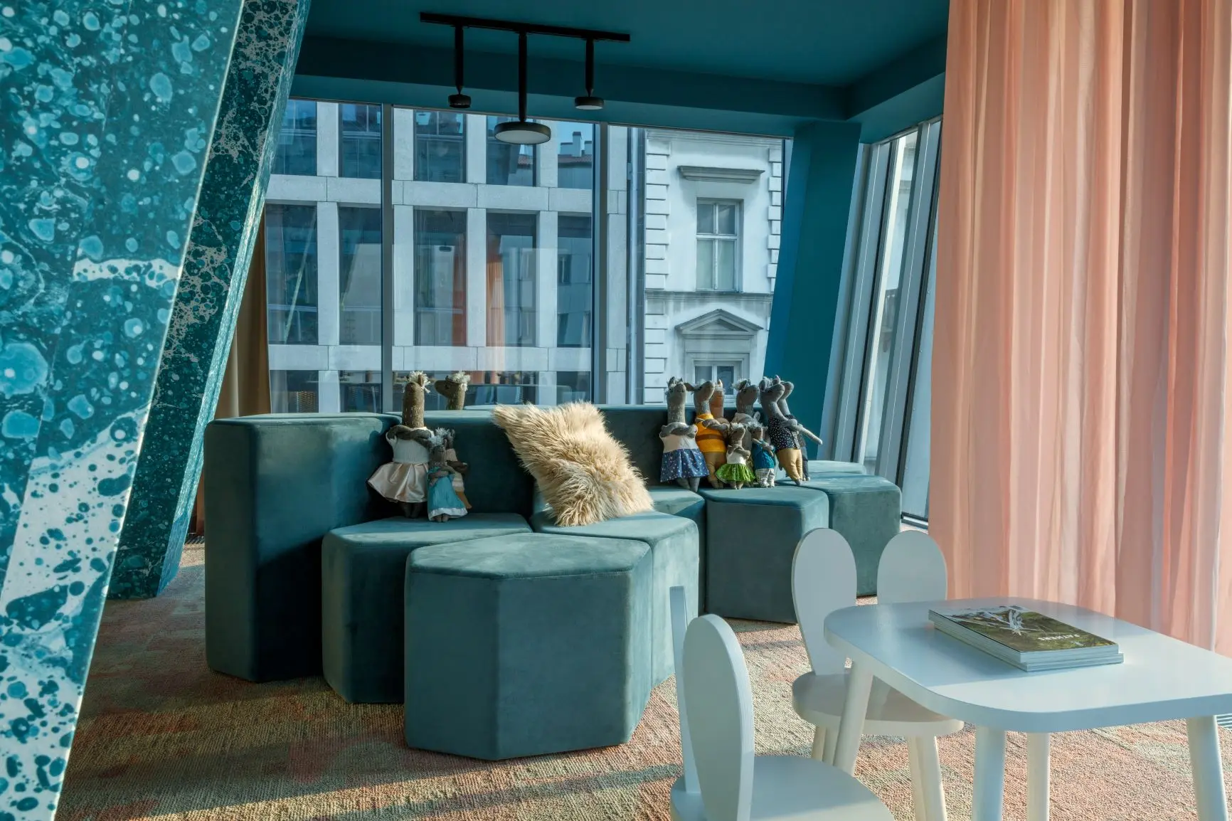 The Nest, Piękna 49, Śródmieście, Warszawa