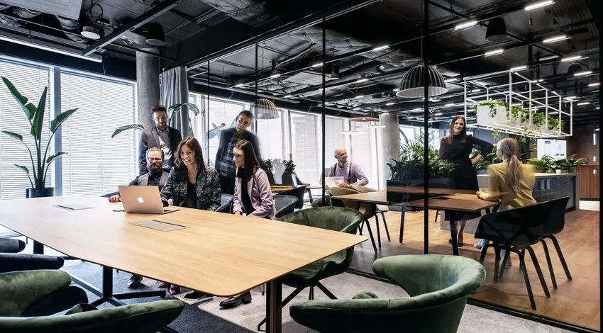 myhive Warsaw Spire, Europejski 1, Wola, Warszawa